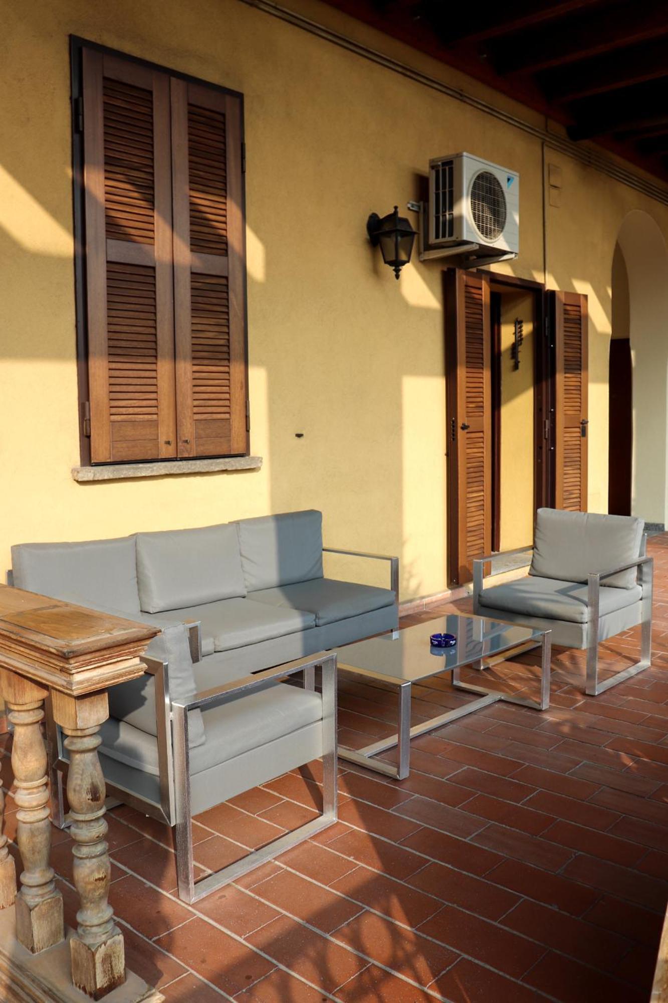 La Corte Di Brusuglio Apartments Cormano Kültér fotó